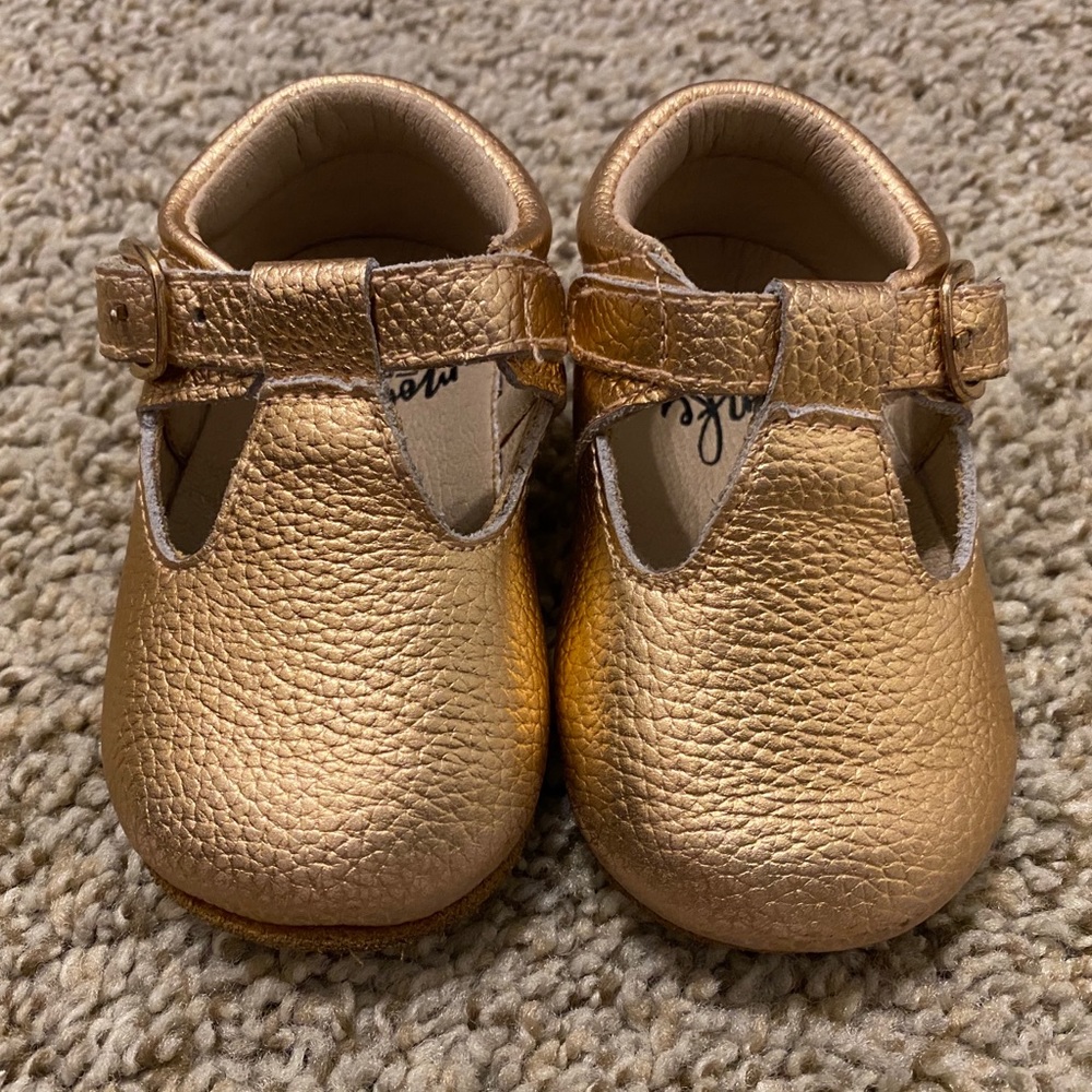 Monkey Feet Size 6/12 months